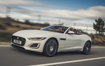 ネクステージが運営する、ジャガー正規販売店