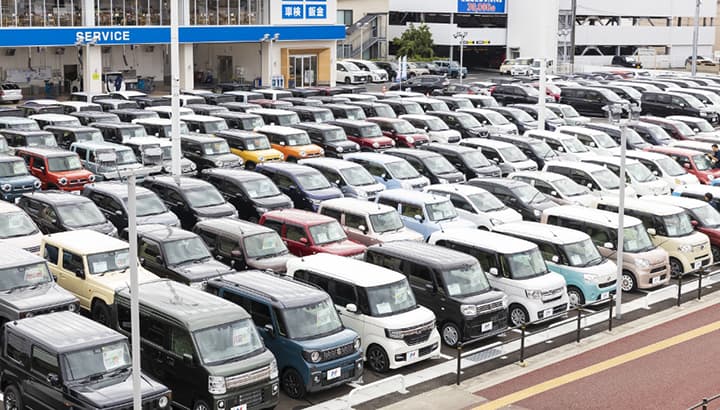 無料オイル交換｜中古車の【ネクステージ】